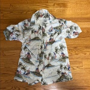 MÉDIUM CAMPIA AMERICAN BEACH SHIRT. NEVER WORN.